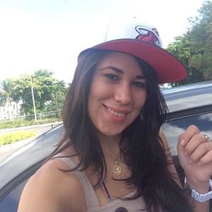 Meet your Posher, Monica